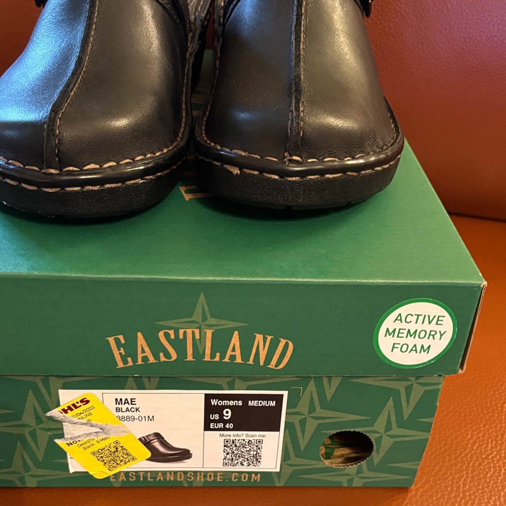 Eastland Black Leather Mules - Picture 2 of 6